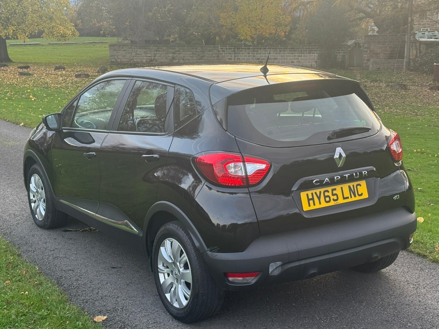 Used Renault Captur 2015 for sale - 76549992: Photo 7