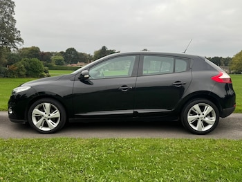 Used Renault Megane 2012 for sale - 77143744: Photo