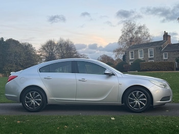 Used Vauxhall Insignia 2010 for sale - 76607915: Photo