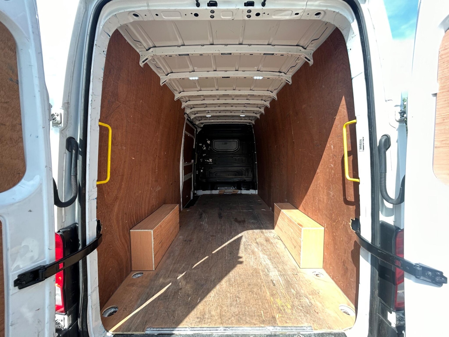 Used MAN TGE 2020 for sale - 76360632: Photo 16