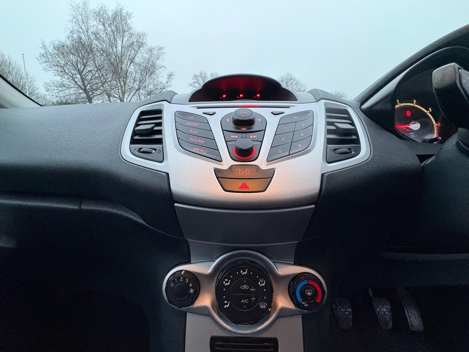 Used Ford Fiesta 2012 for sale - 77524476: Photo 16