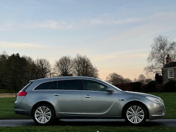 Used Vauxhall Insignia 2011 for sale - 76952926: Photo