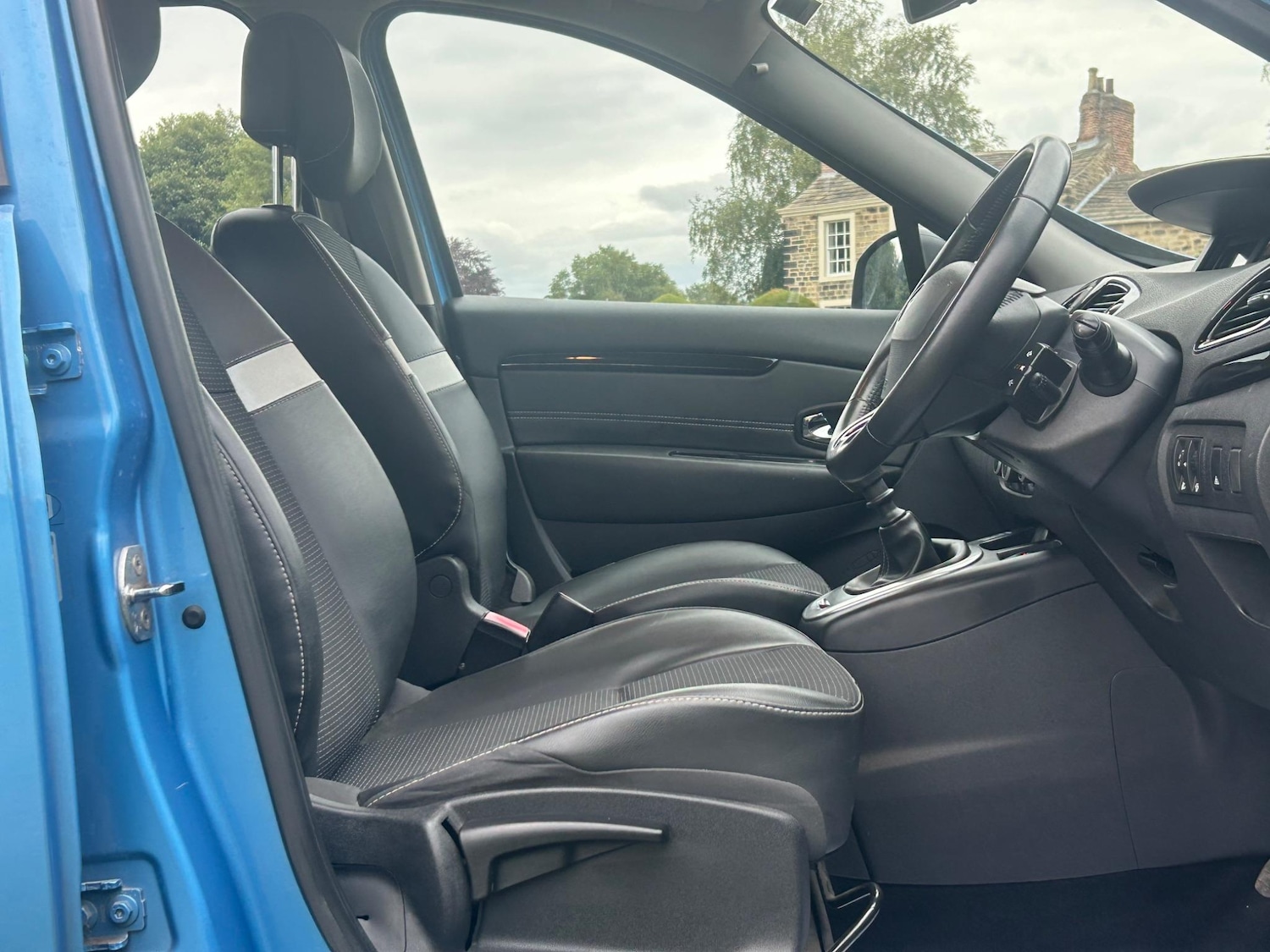 Used Renault Scenic 2013 for sale - 76620249: Photo 15