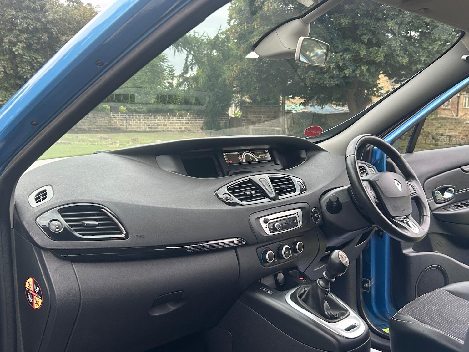 Used Renault Scenic 2013 for sale - 76620249: Photo 19