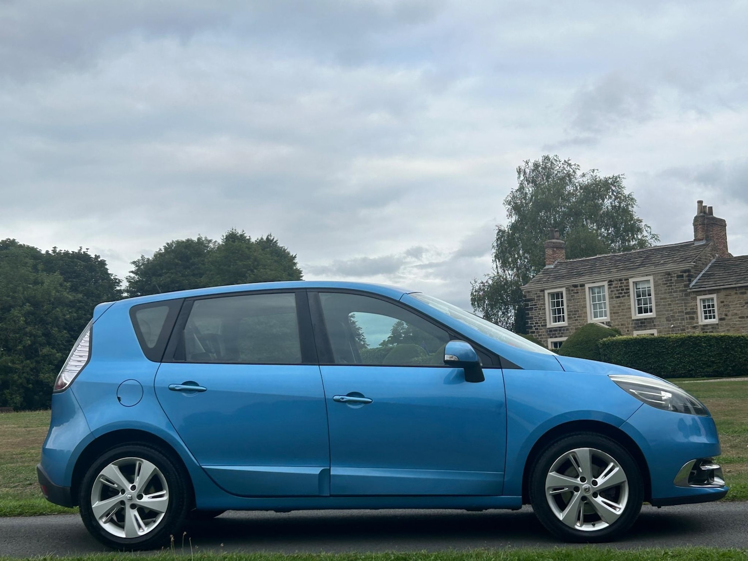 Used Renault Scenic 2013 for sale - 76620249: Photo 4