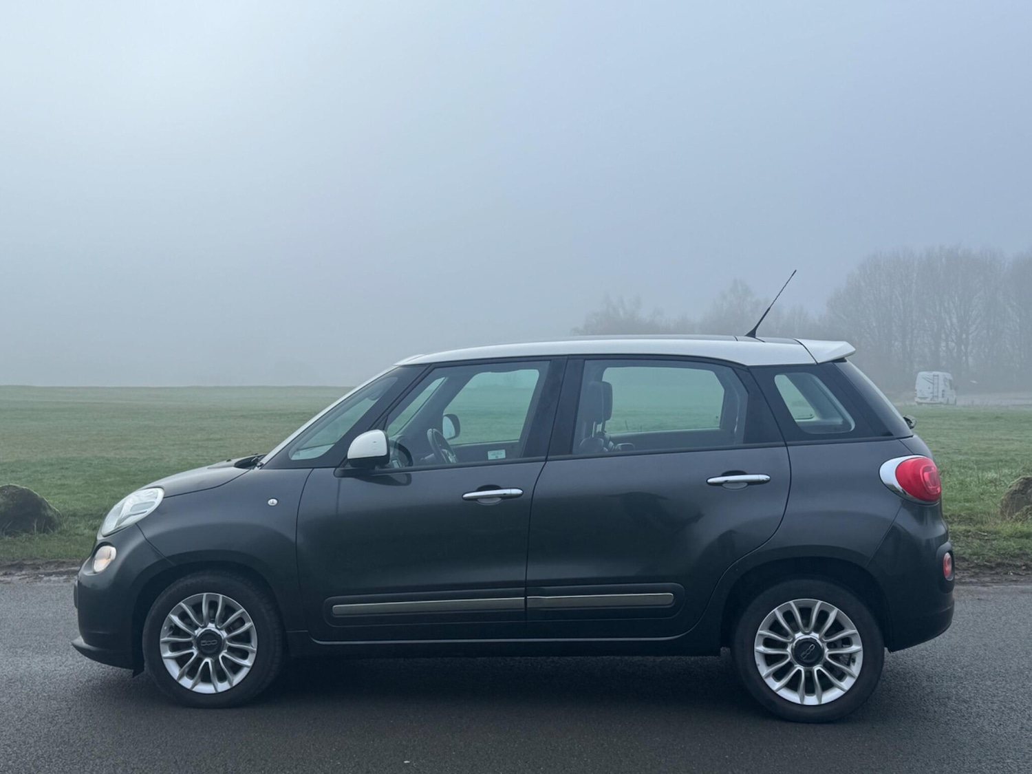 Used Fiat 500L 2013 for sale - 77559897: Photo 11
