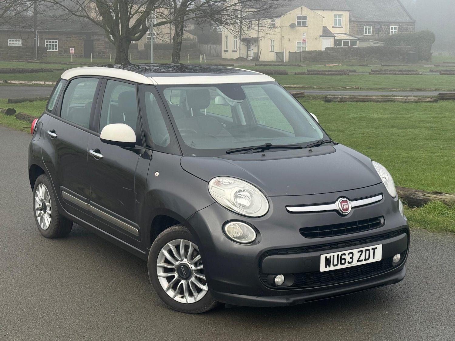 Used Fiat 500L 2013 for sale - 77559897: Photo 2