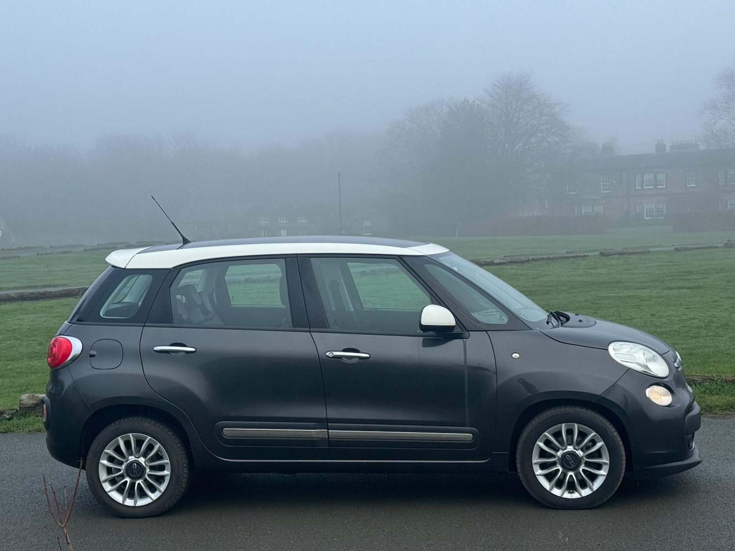 Used Fiat 500L 2013 for sale - 77559897: Photo 5
