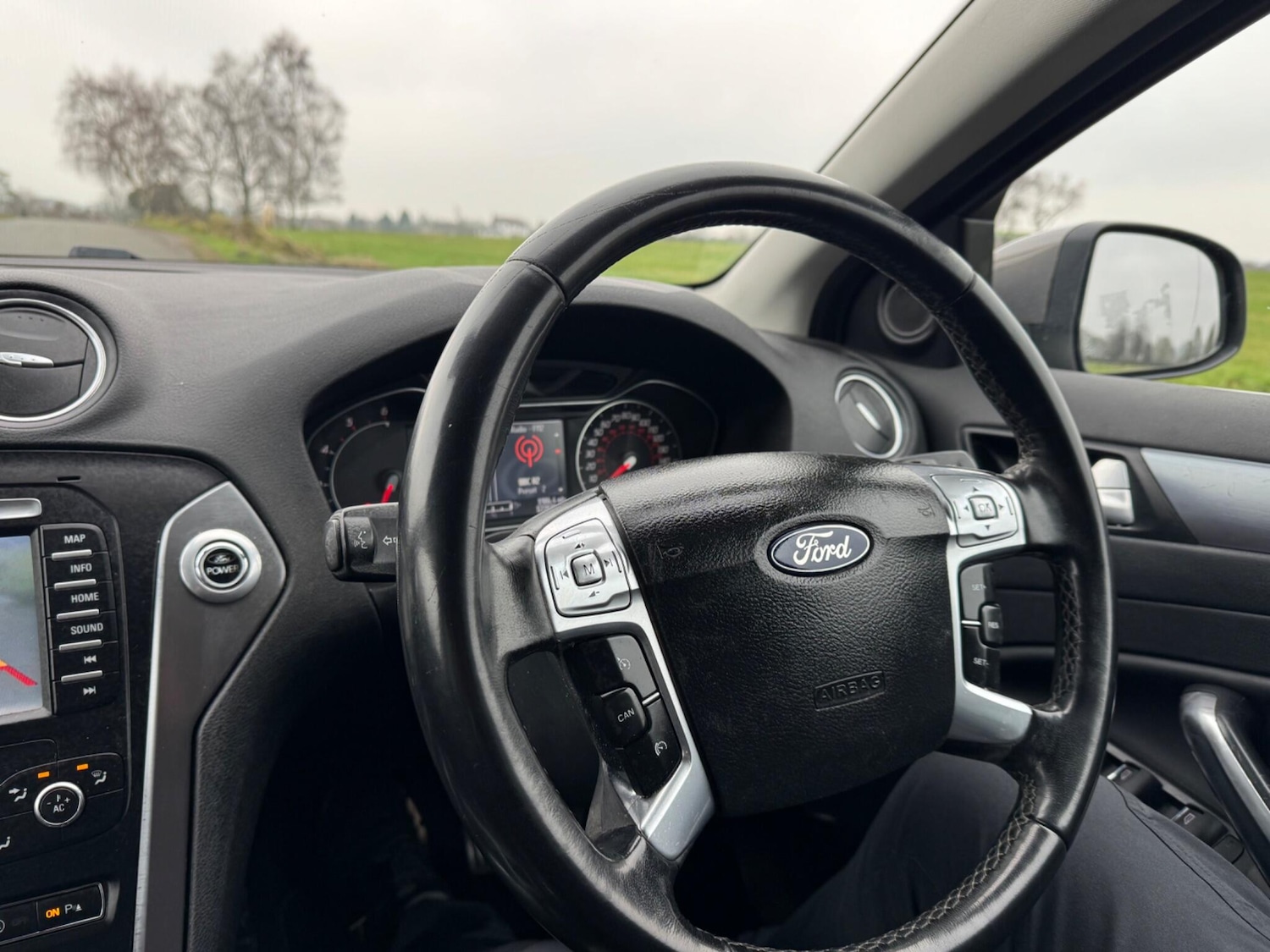 Used Ford Mondeo 2012 for sale - 77424856: Photo 27