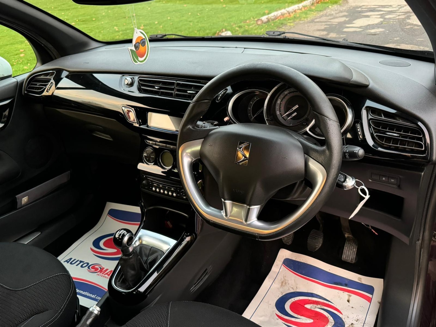 Used Citroen DS3 2014 for sale - 76613107: Photo 16