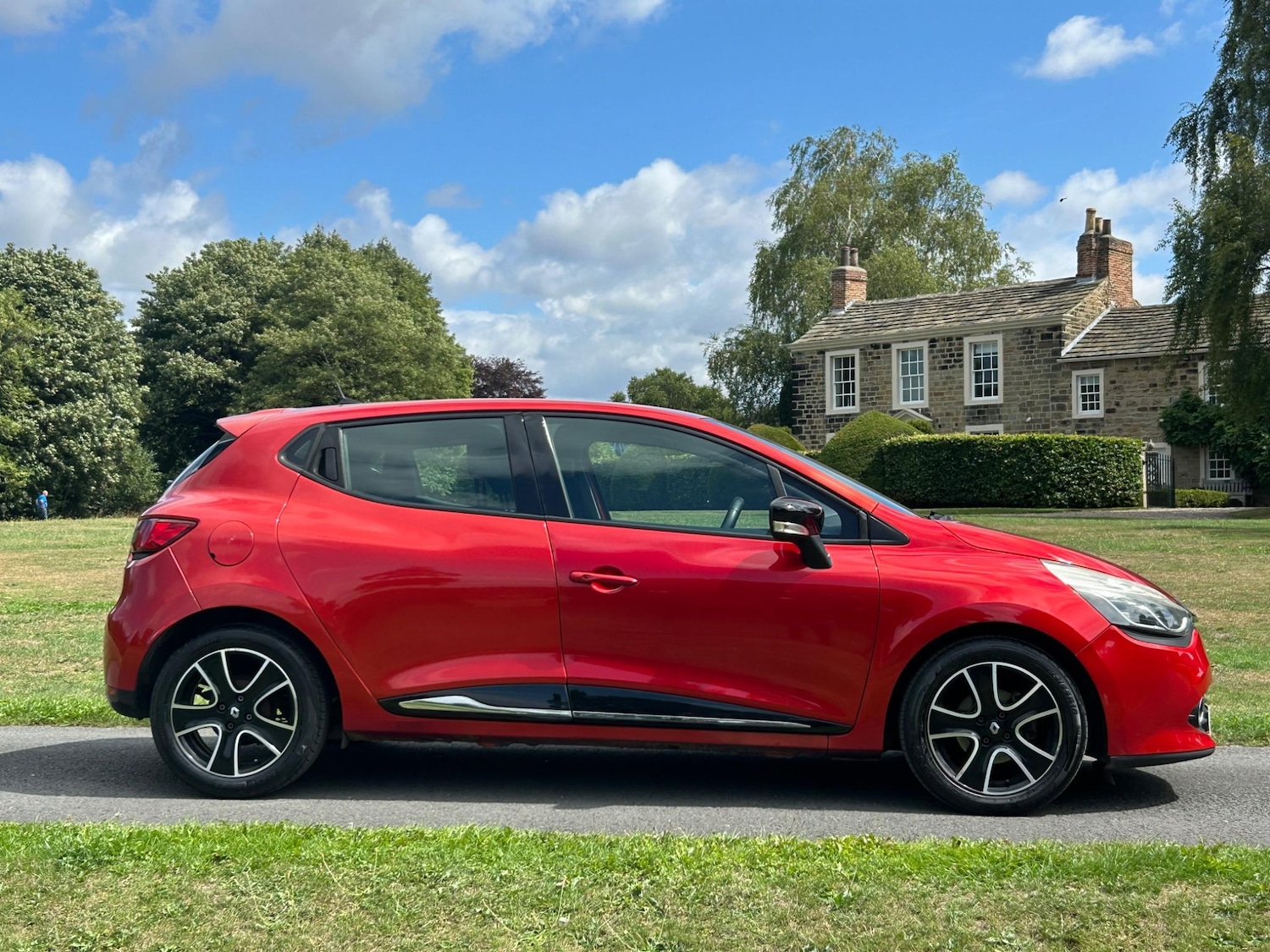 Used Renault Clio 2013 for sale - 76360402: Photo 5