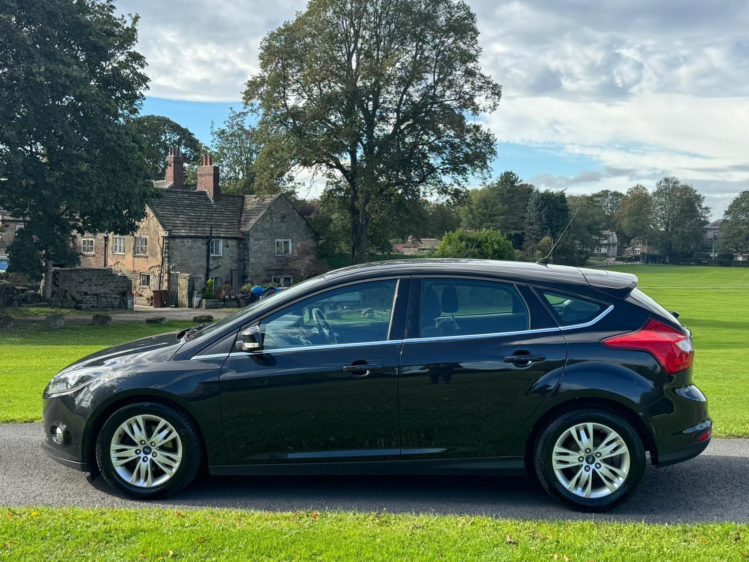 Used Ford Focus 2014 for sale - 76361239: Photo 10