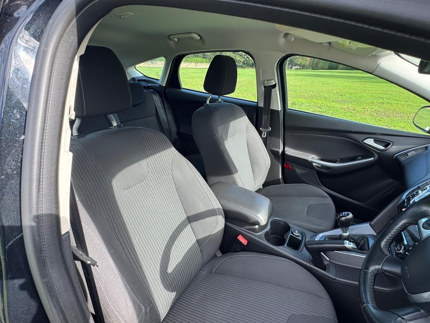 Used Ford Focus 2014 for sale - 76361239: Photo 16