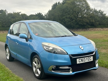 Used Renault Scenic 2013 for sale - 76996701: Photo