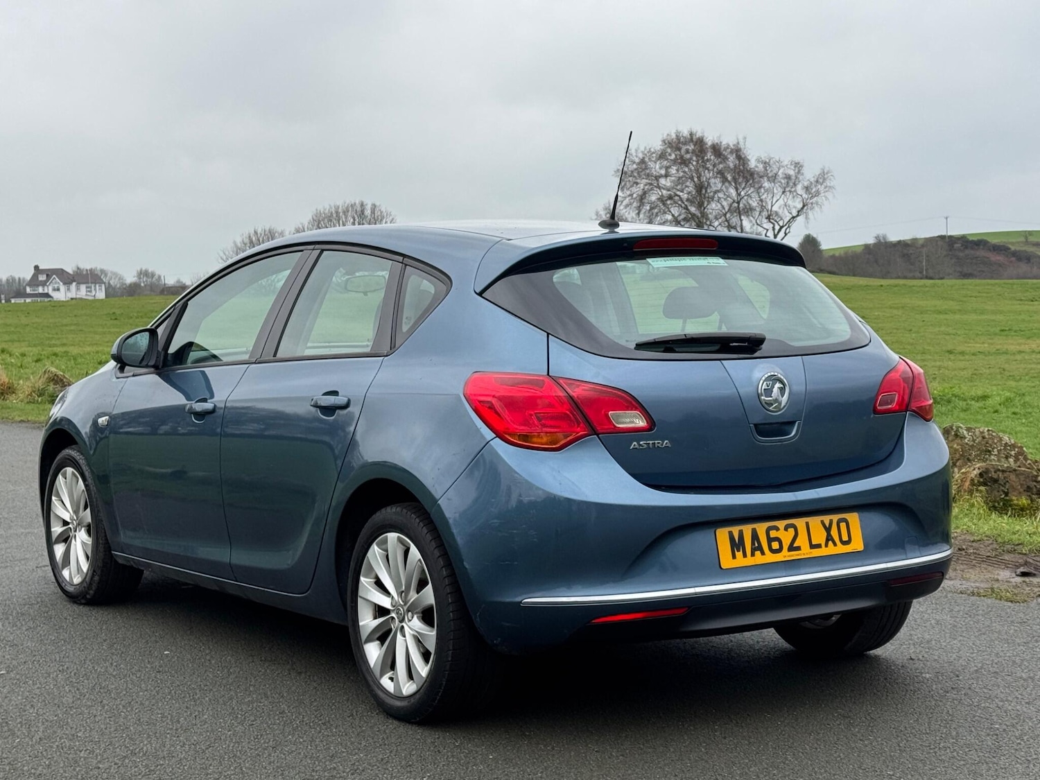 Used Vauxhall Astra 2012 for sale - 77330802: Photo 10