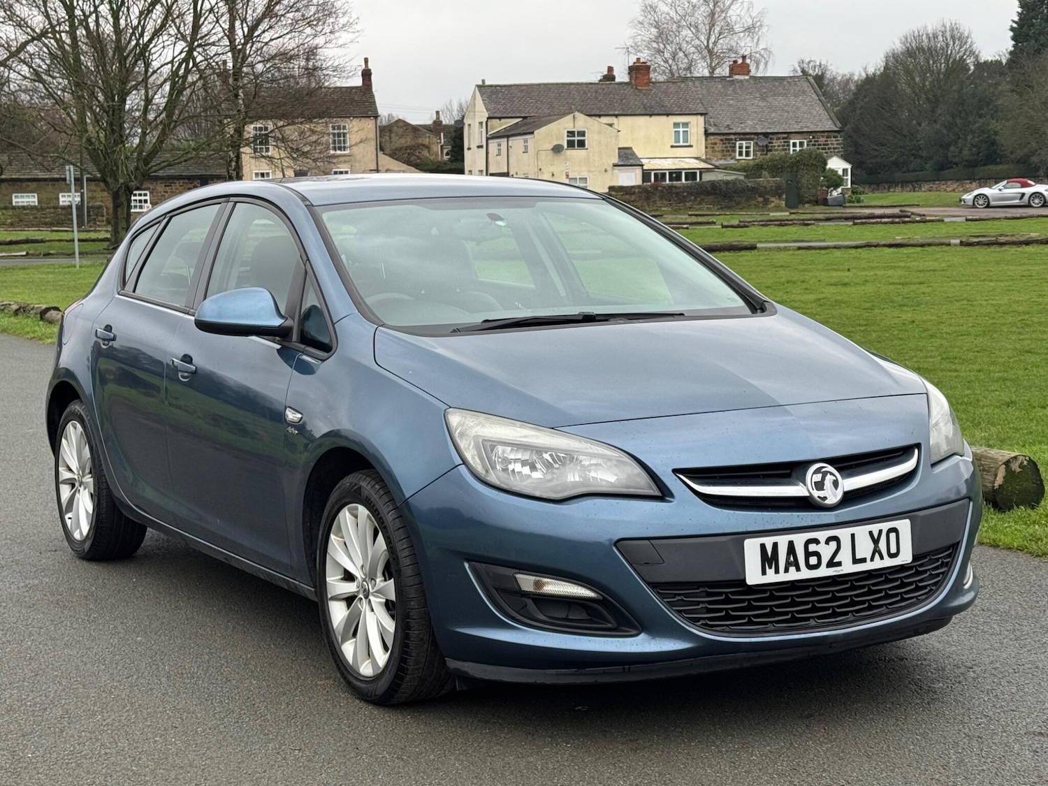 Used Vauxhall Astra 2012 for sale - 77330802: Photo 5