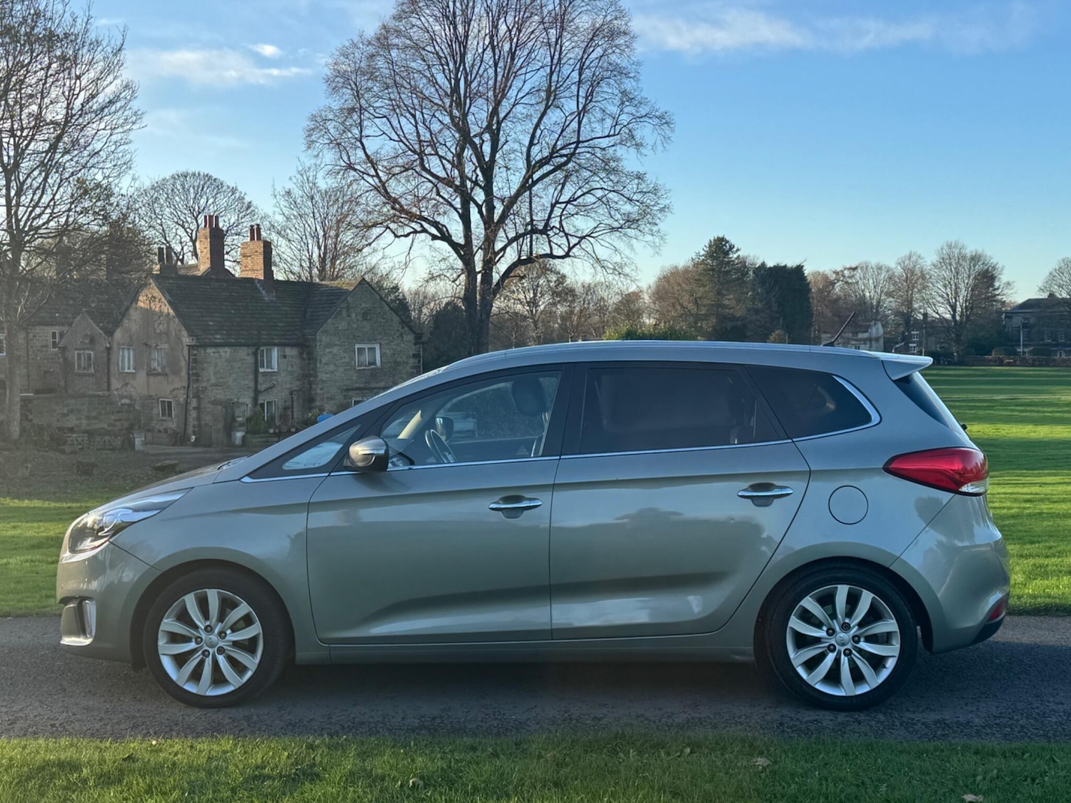 Used Kia Carens 2013 for sale - 76728997: Photo 10