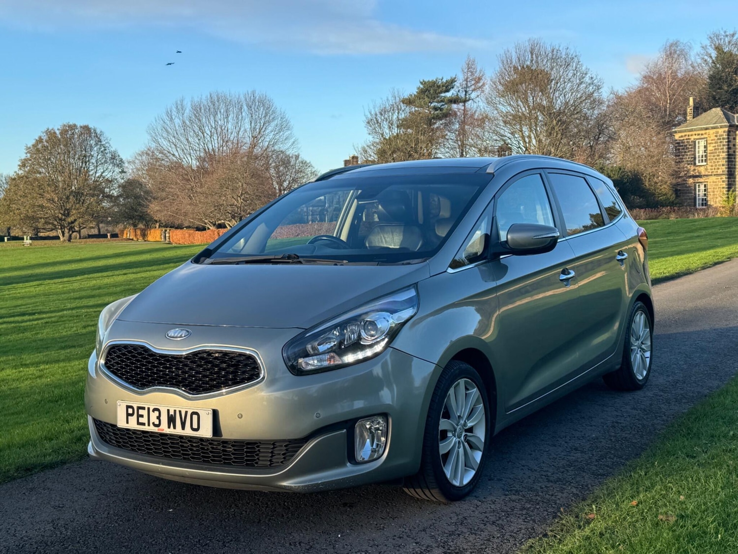 Used Kia Carens 2013 for sale - 76728997: Photo 11