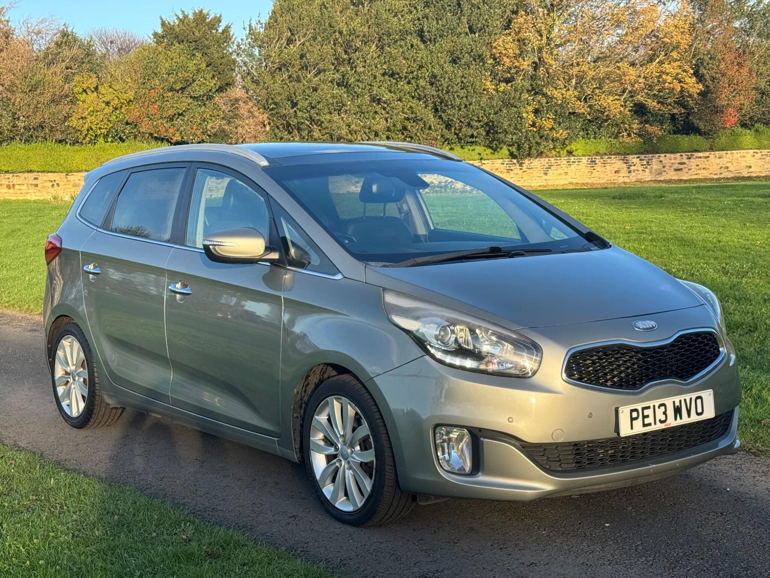 Used Kia Carens 2013 for sale - 76728997: Photo 3