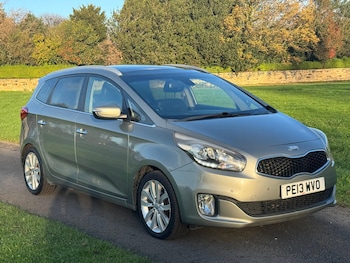 Used Kia Carens 2013 for sale - 76728997: Photo