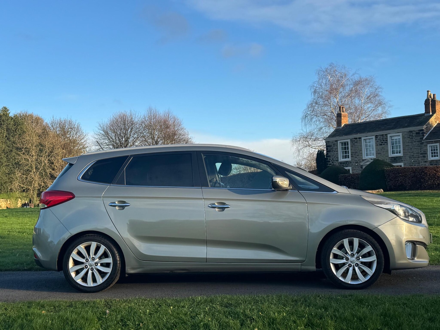 Used Kia Carens 2013 for sale - 76728997: Photo 4