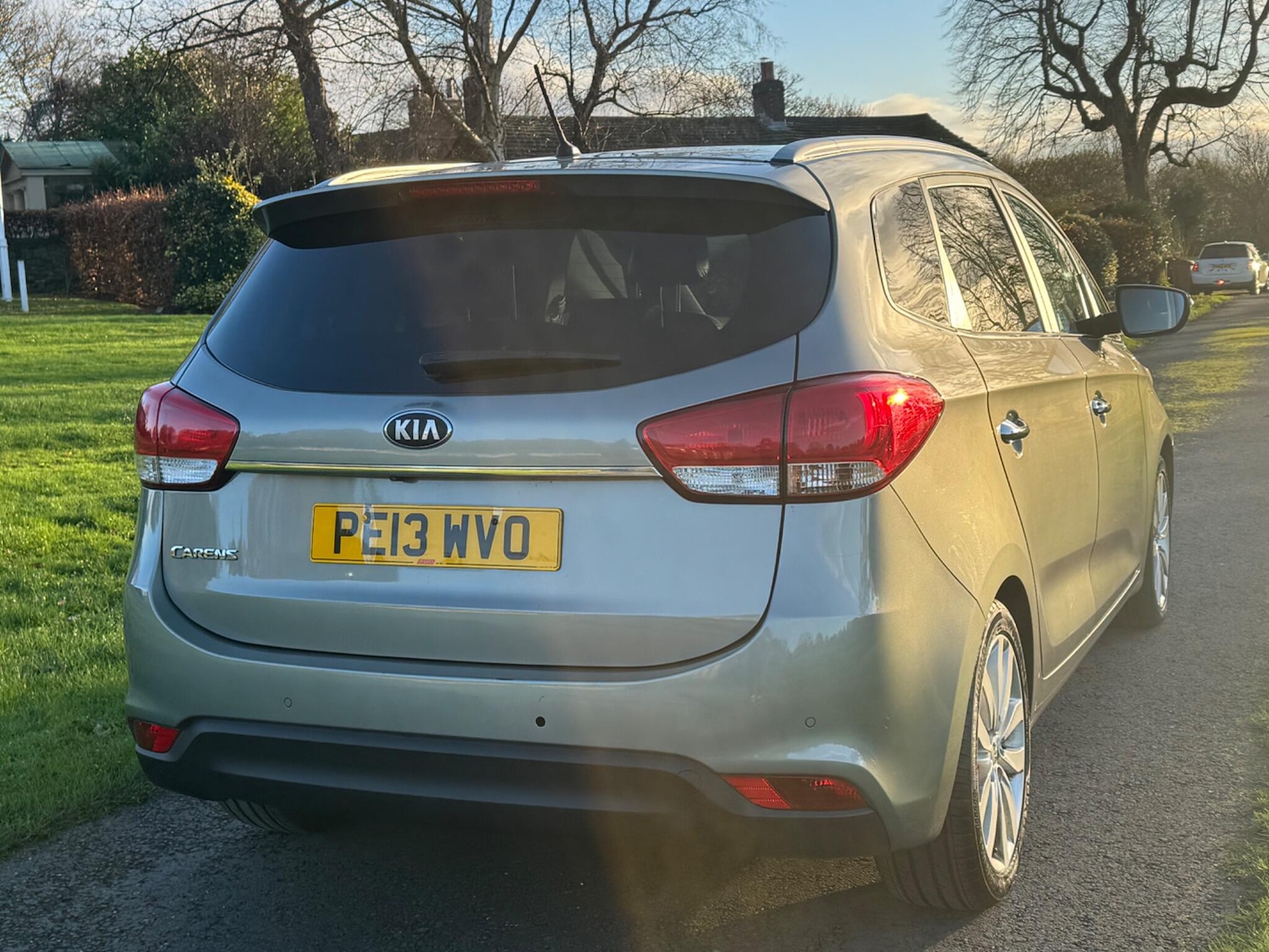 Used Kia Carens 2013 for sale - 76728997: Photo 6