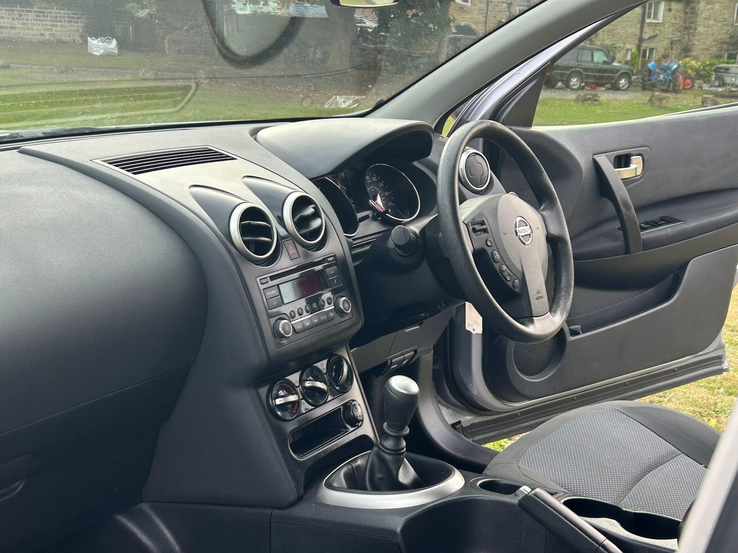 Used Nissan Qashqai 2012 for sale - 76360201: Photo 16