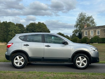 Used Nissan Qashqai 2012 for sale - 76360201: Photo