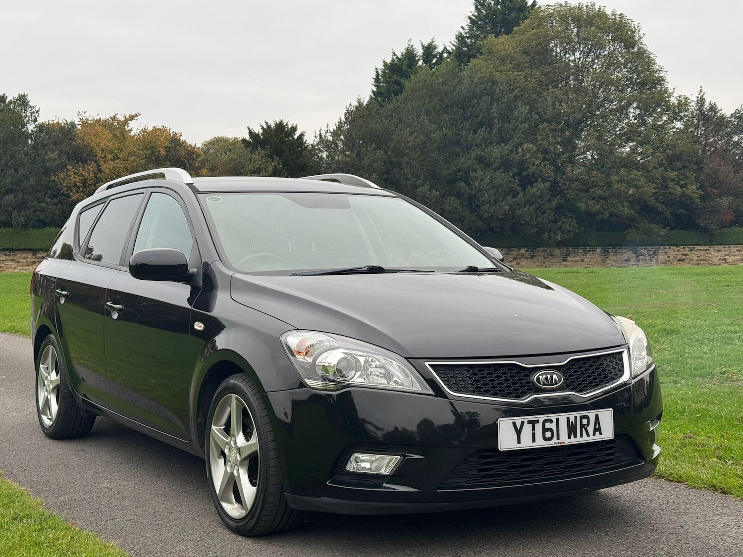 Used Kia Ceed 2011 for sale - 76361025: Photo 1