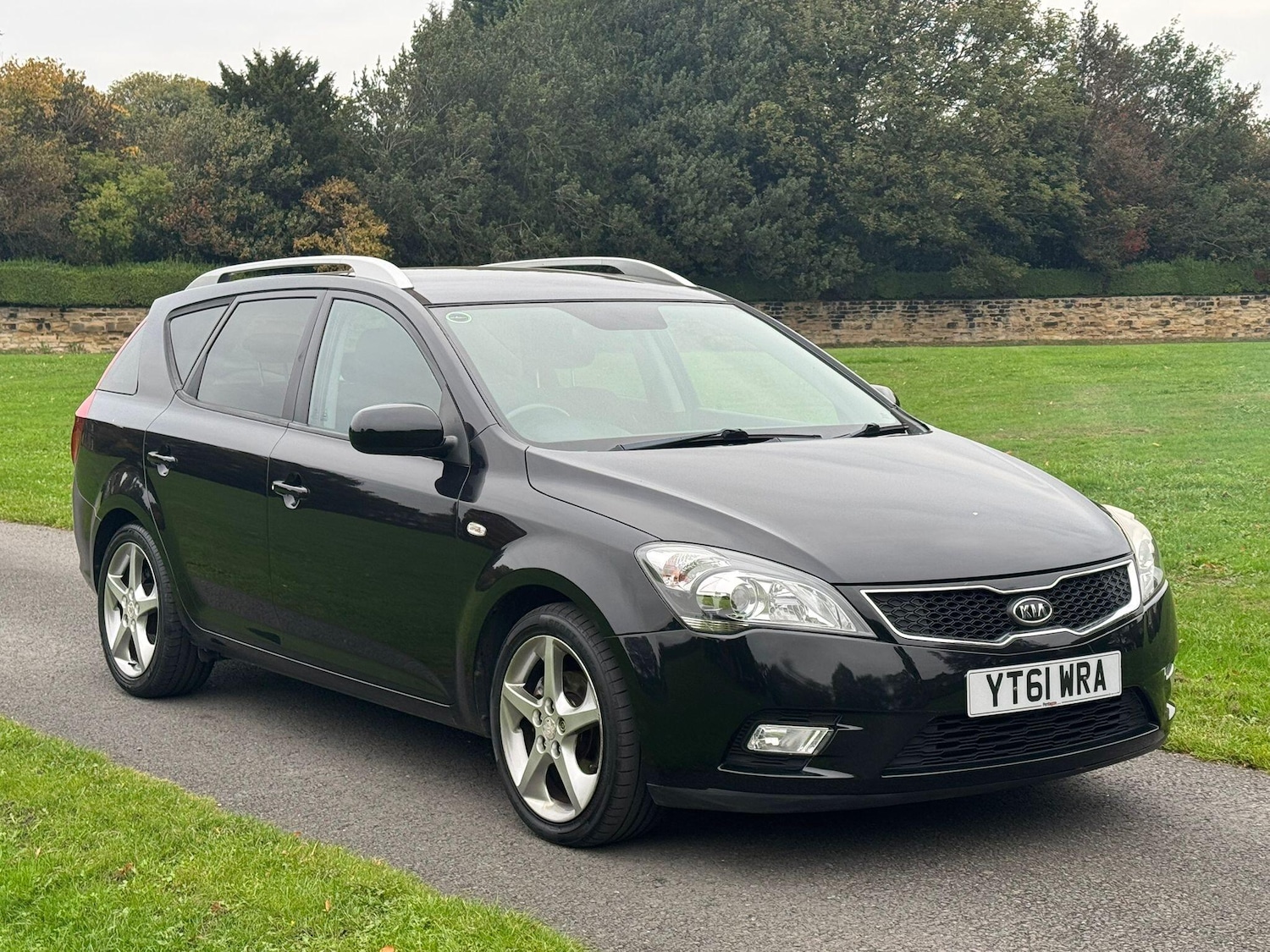 Used Kia Ceed 2011 for sale - 76361025: Photo 2