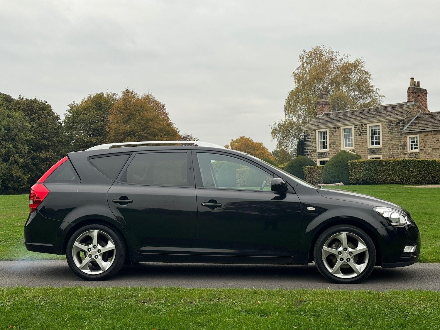 Used Kia Ceed 2011 for sale - 76361025: Photo 5