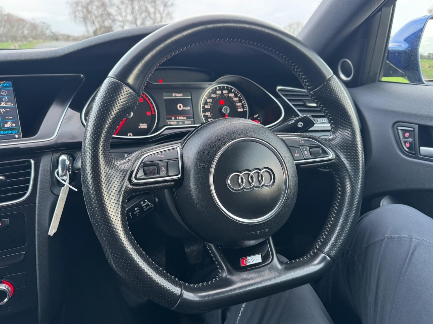 Used Audi A4 2012 for sale - 77156510: Photo 23