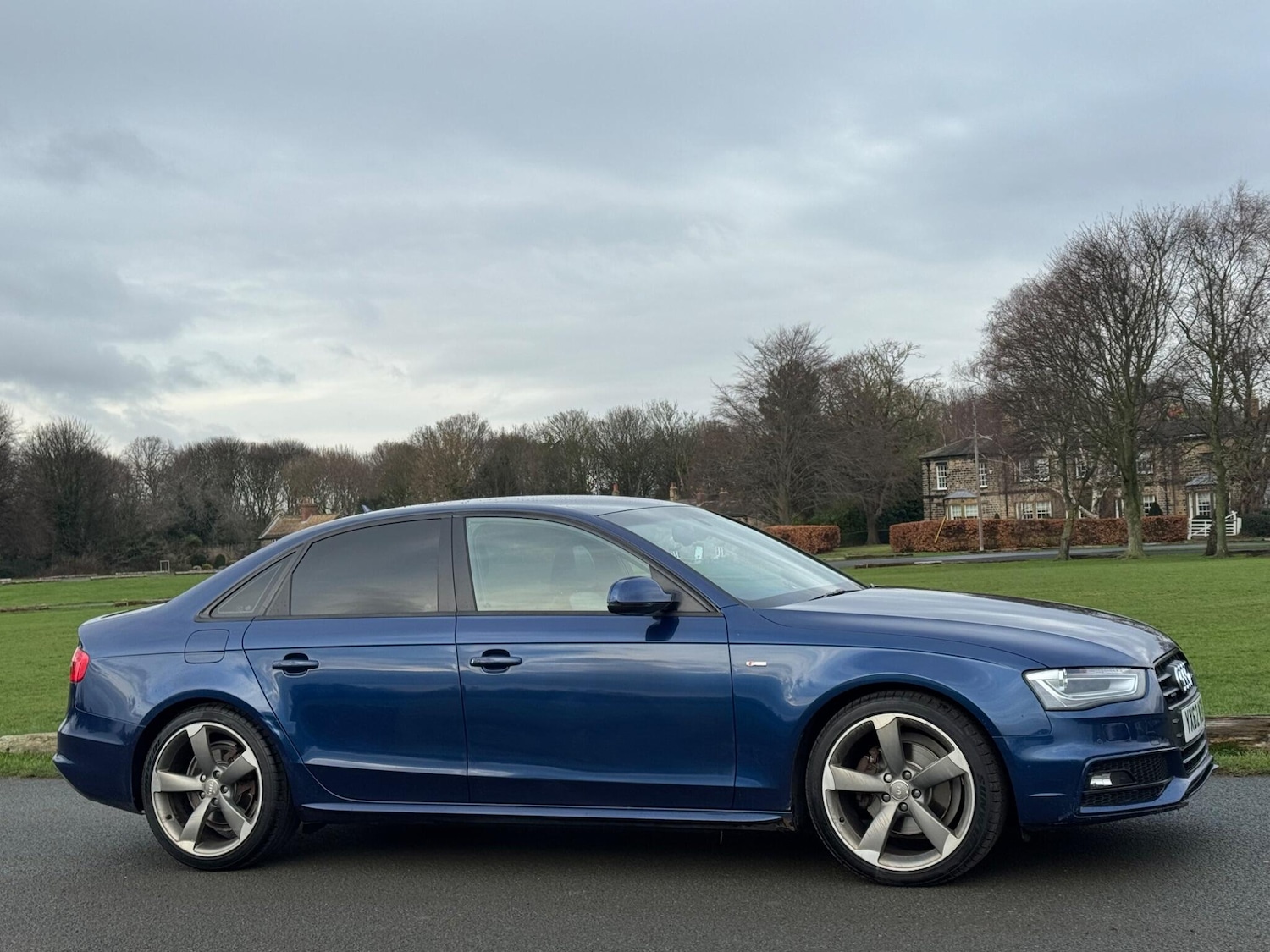 Used Audi A4 2012 for sale - 77156510: Photo 5