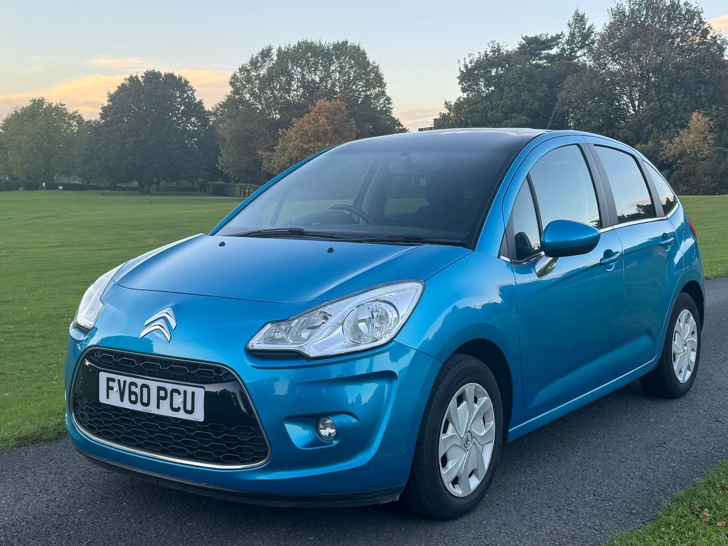 Used Citroen C3 2010 for sale - 76360360: Photo 11