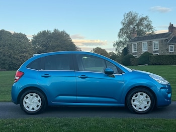 Used Citroen C3 2010 for sale - 76360360: Photo