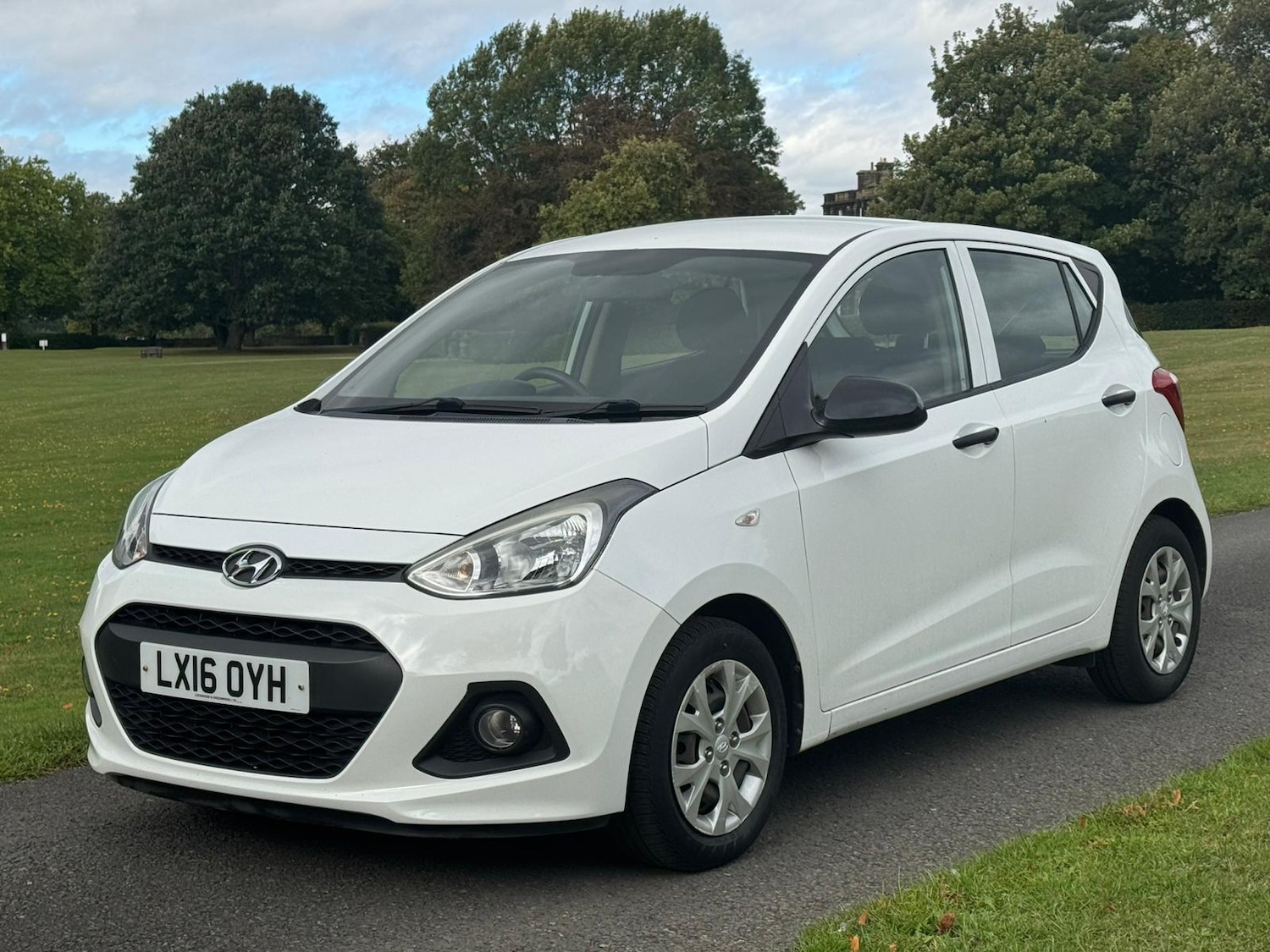 Used Hyundai i10 2016 for sale - 76361445: Photo 11