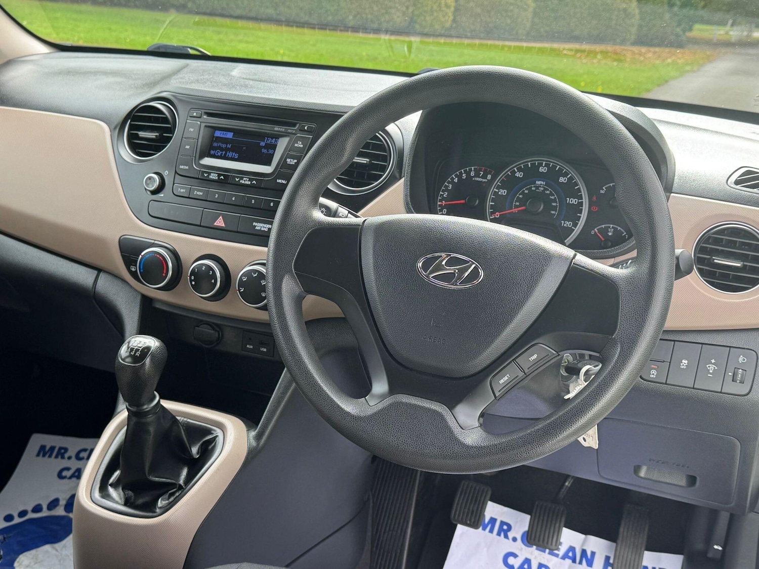 Used Hyundai i10 2016 for sale - 76361445: Photo 13