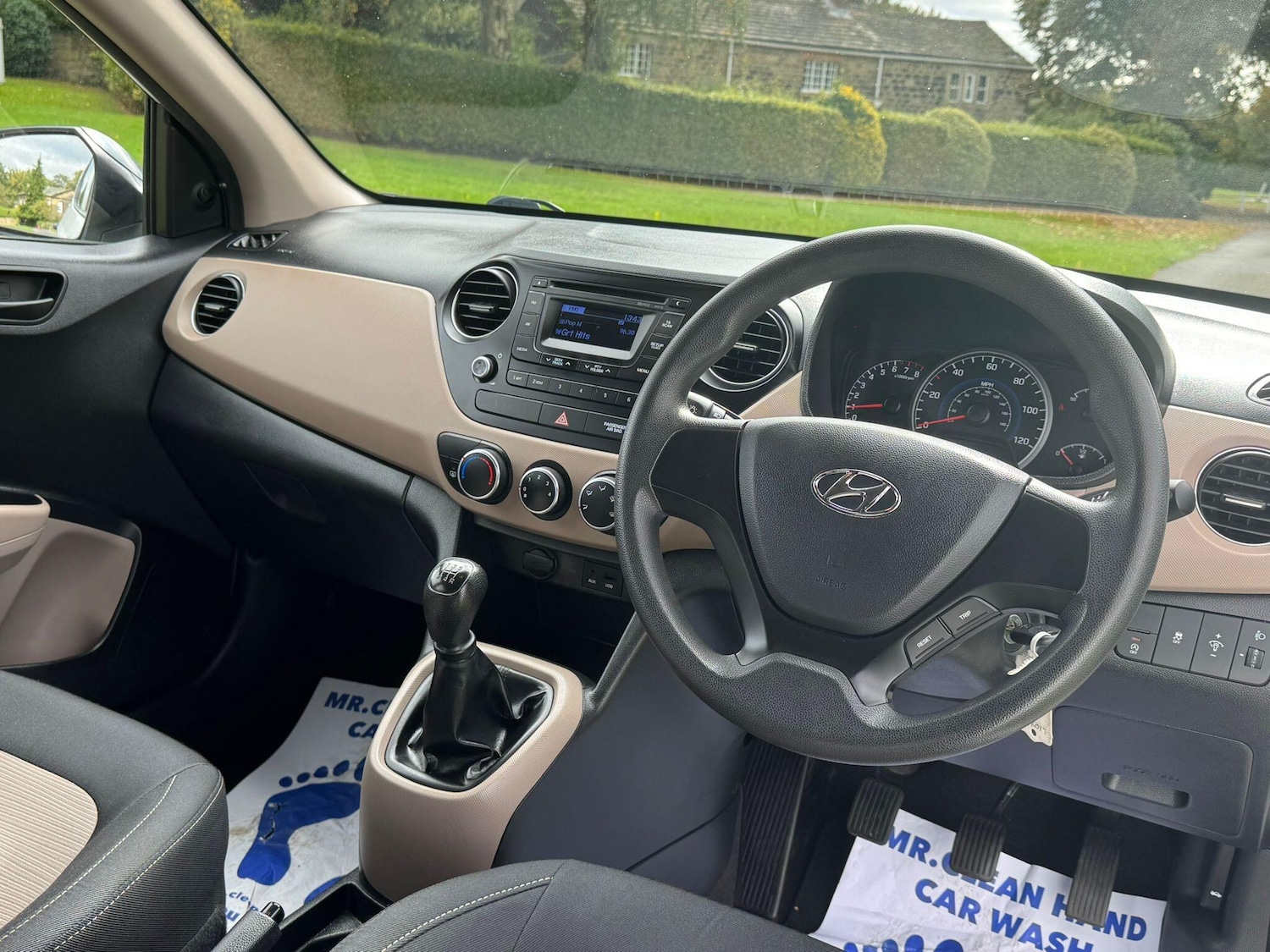 Used Hyundai i10 2016 for sale - 76361445: Photo 14