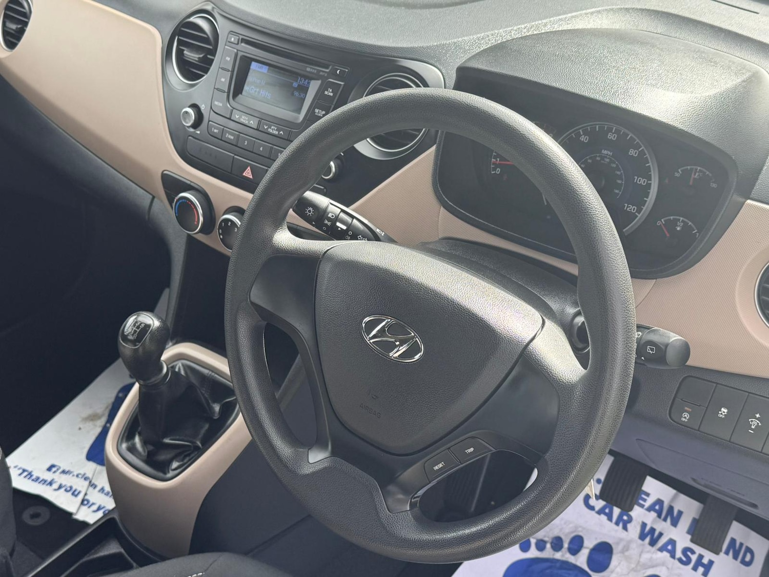 Used Hyundai i10 2016 for sale - 76361445: Photo 19