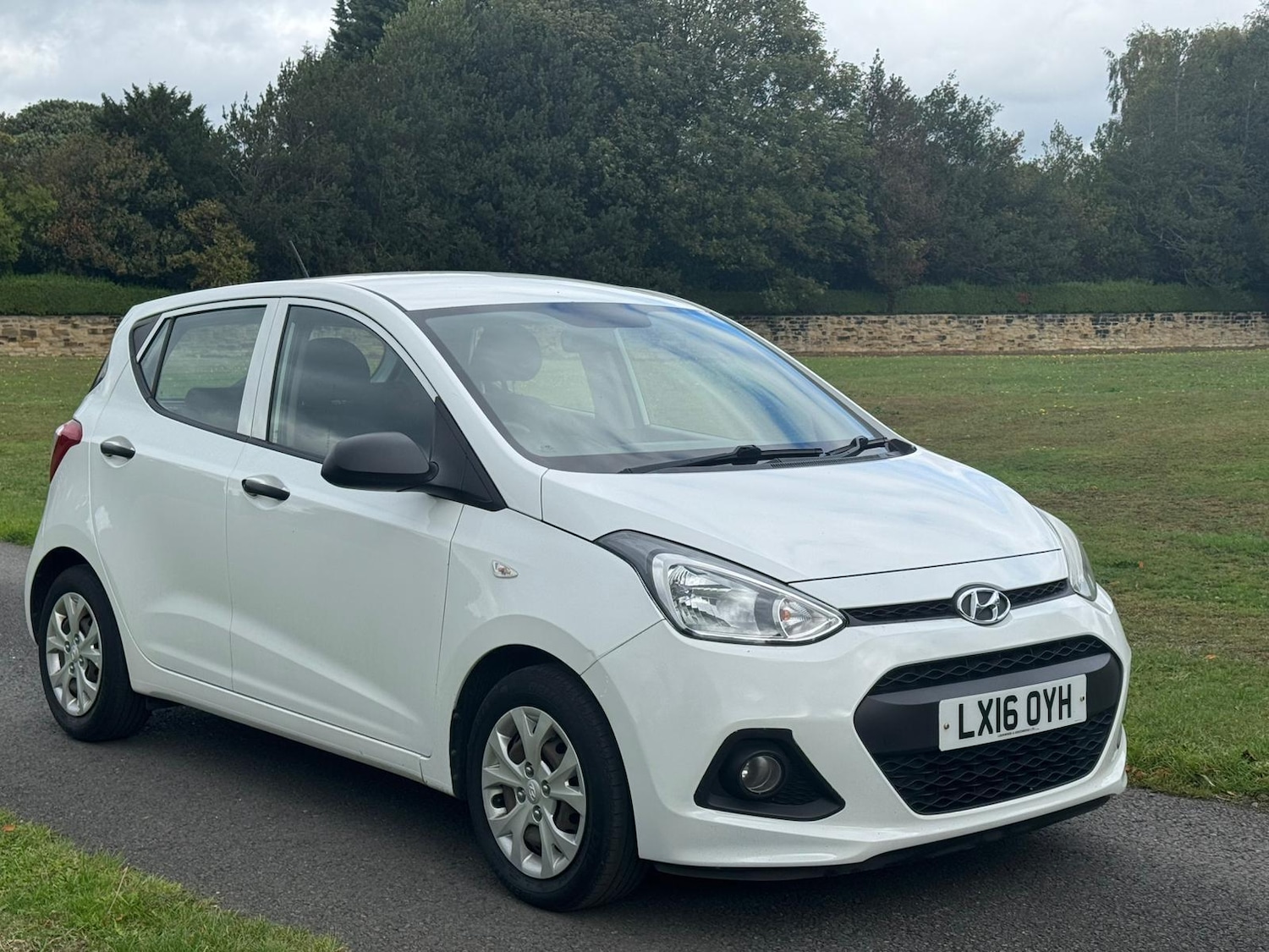 Used Hyundai i10 2016 for sale - 76361445: Photo 3