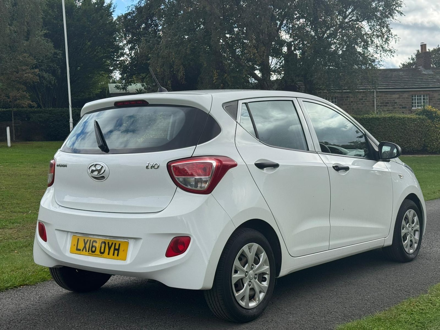 Used Hyundai i10 2016 for sale - 76361445: Photo 6