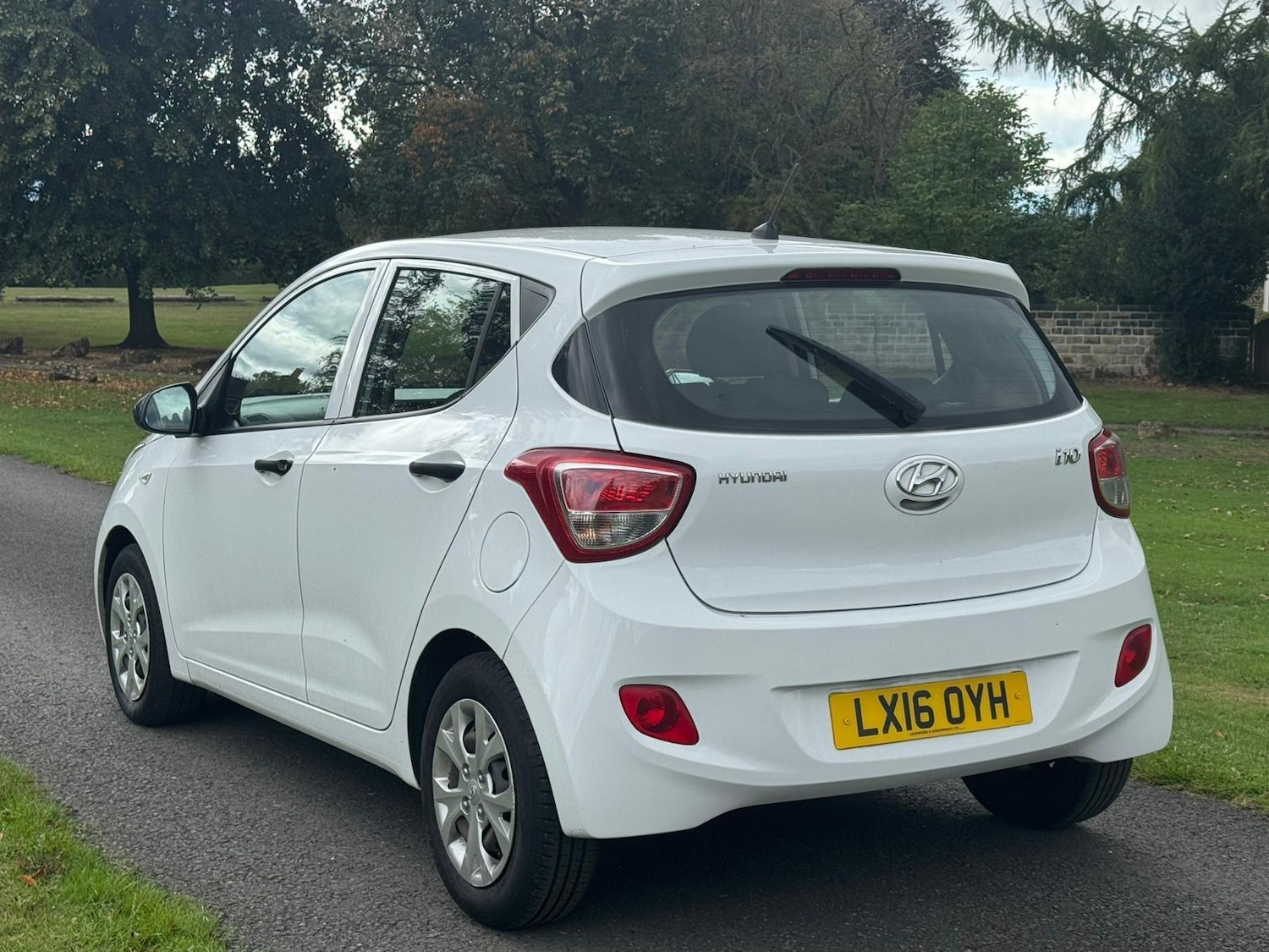 Used Hyundai i10 2016 for sale - 76361445: Photo 8