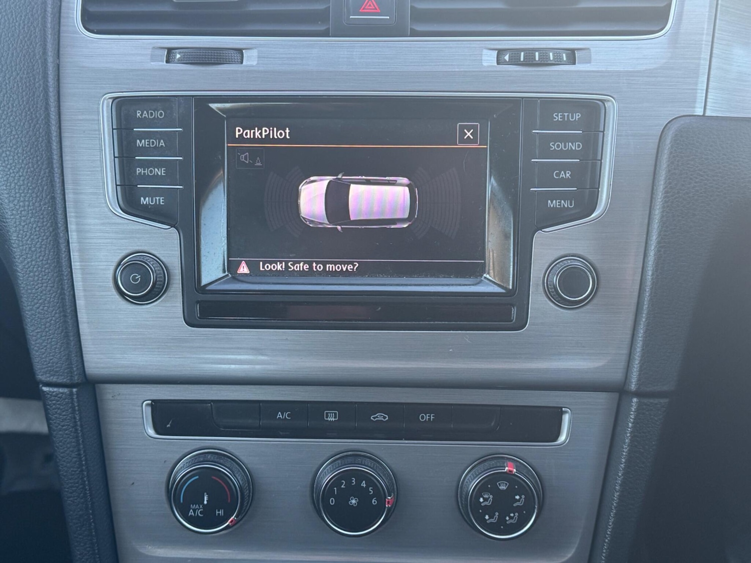 Used Volkswagen Golf 2015 for sale - 76825003: Photo 20