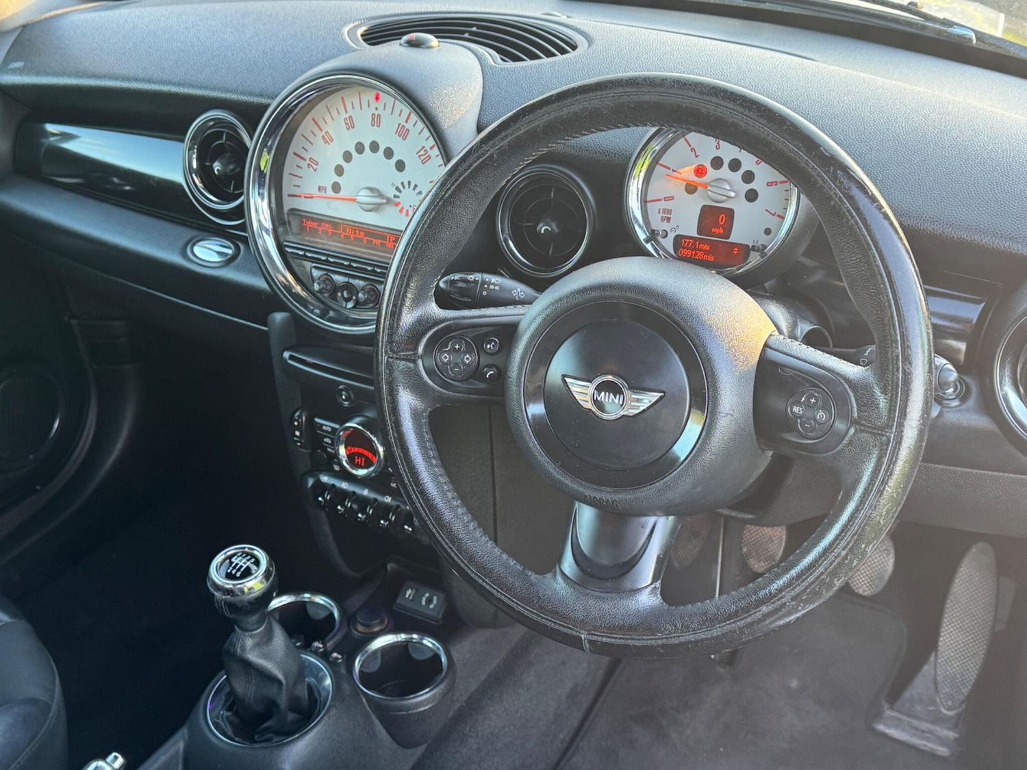 Used MINI Hatch 2012 for sale - 76825110: Photo 19