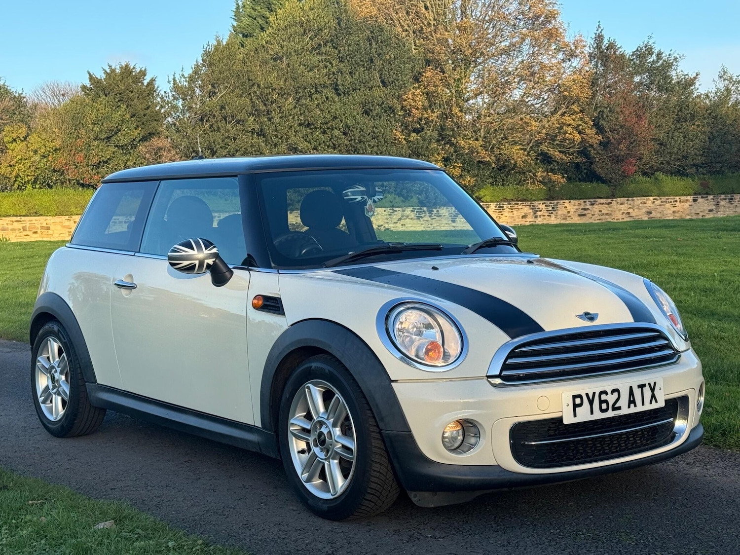 Used MINI Hatch 2012 for sale - 76825110: Photo 2