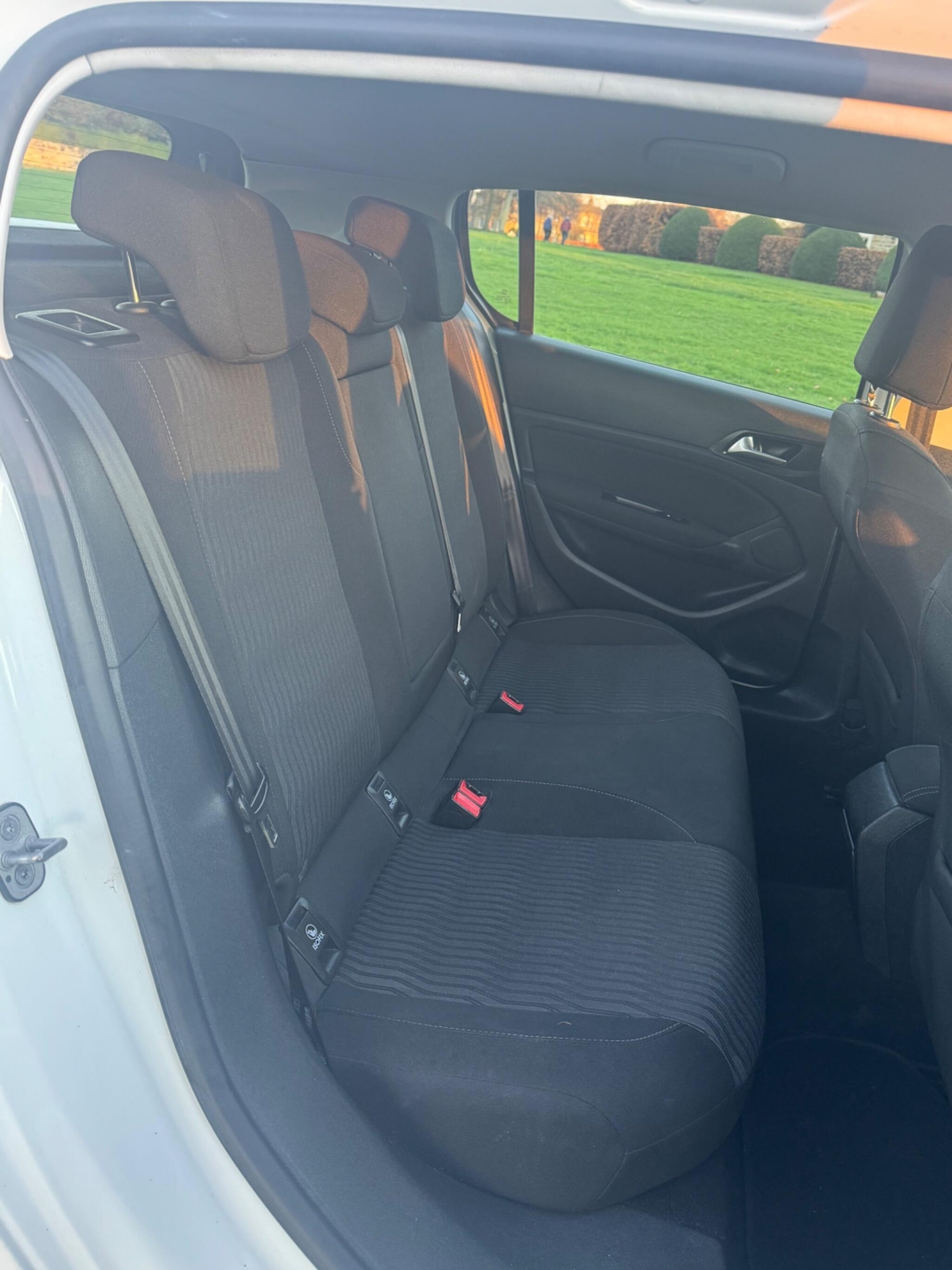 Used Peugeot 308 2014 for sale - 76729061: Photo 18