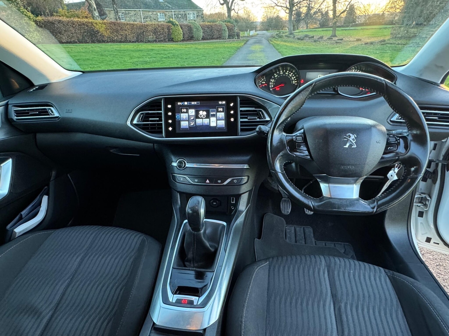 Used Peugeot 308 2014 for sale - 76729061: Photo 20