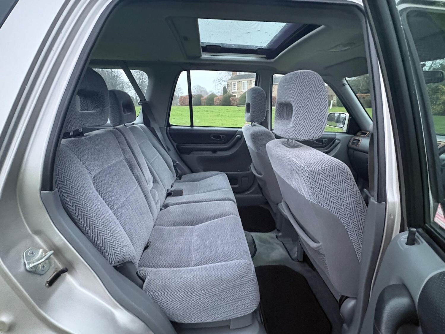 Used Honda CR-V 1997 for sale - 77425788: Photo 11