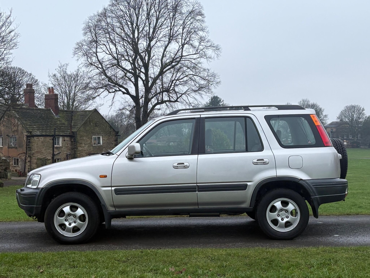 Used Honda CR-V 1997 for sale - 77425788: Photo 4