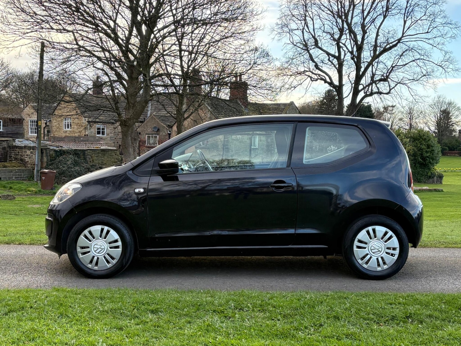 Used Volkswagen up! for sale - 78034943: Photo 4